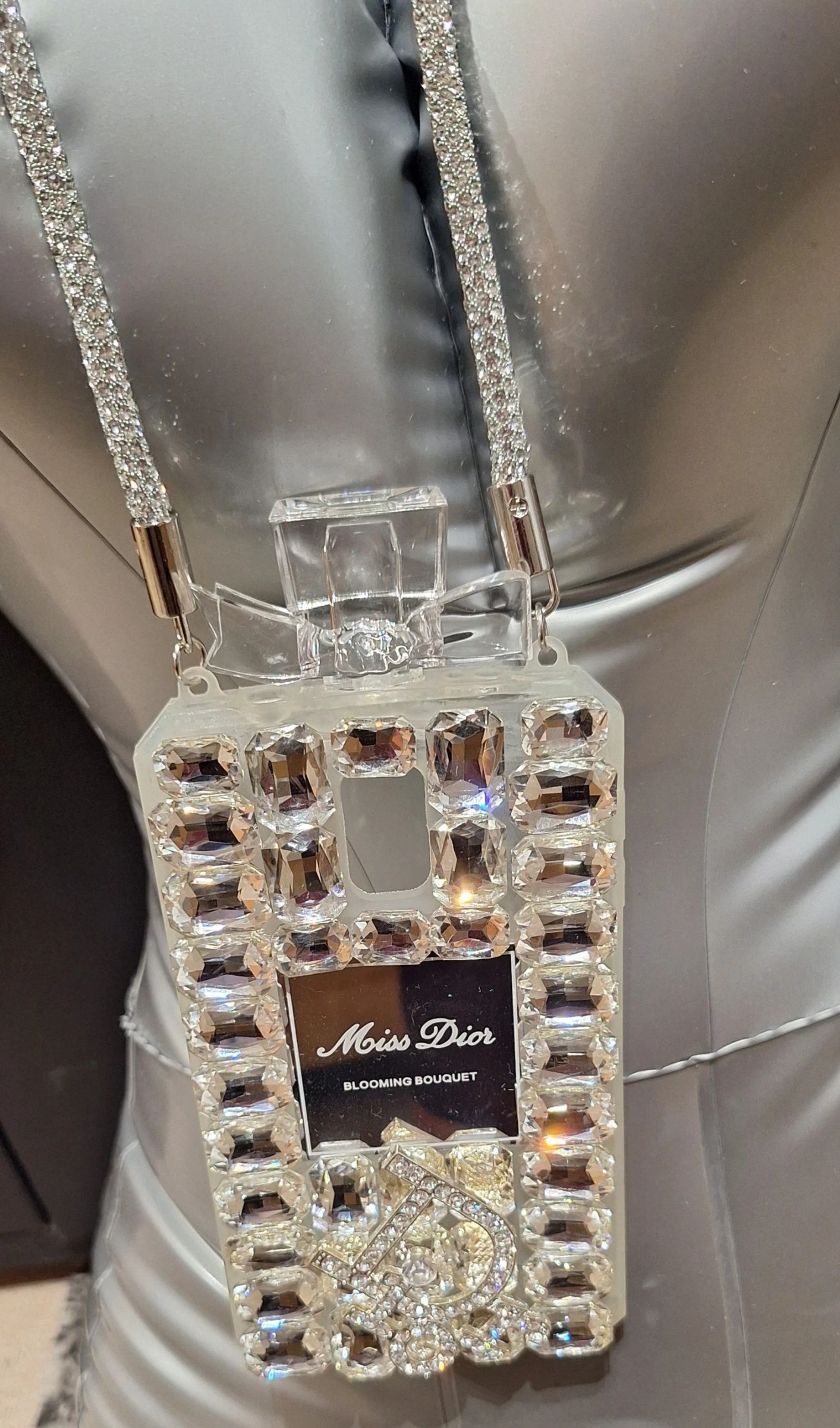 Mobile phone case – photo 2